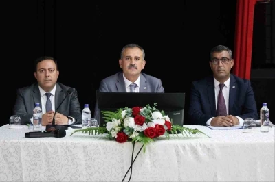 Ağrı&rsquo;da kamu yatırımları ve DSİ &ccedil;alışmaları değerlendirildi
