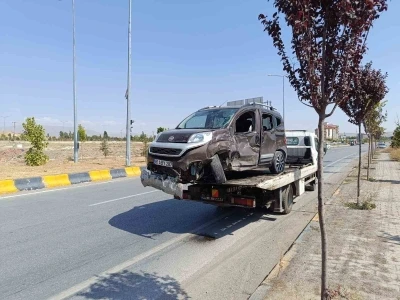 Ağrı’da kırmızı ışık ihlali kazaya yol açtı: 8 yaralı
