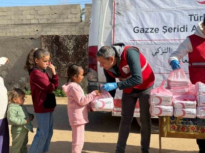 Ağrı&rsquo;da &ouml;ğrenciler Gazze i&ccedil;in 650 bin lira bağış topladı
