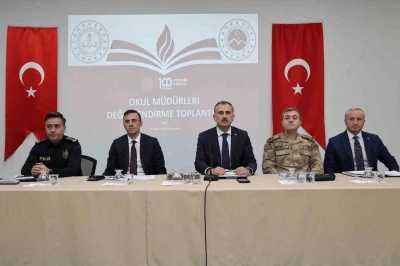 Ağrı&rsquo;da okul ve yurt g&uuml;venliği toplantısı yapıldı
