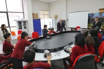 Ağrı’da &quot;KodlAğrı&quot; projesi ile 125 bin öğrenci teknoloji eğitimi alıyor
