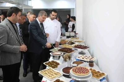 Ağrı’da &quot;Topraktan Sofraya Pancarın Zarafeti&quot; etkinliğinde şeker pancarından elde edilen 20 çeşit ürünün sunumu yapıldı
