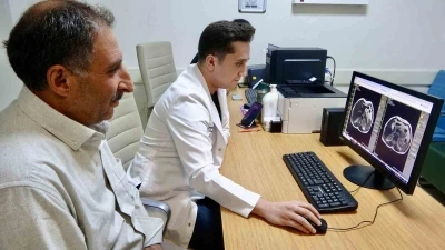 Ağrı’da sağlık alanında bir ilke imza atıldı, böbrek tümörü kapalı yöntemle alındı
