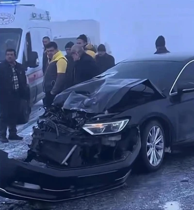 Ağrı&rsquo;da sis kazaya neden oldu
