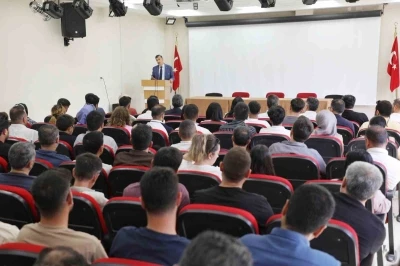 Ağrı&rsquo;da y&ouml;netici adaylarına y&ouml;nelik eğitim programı d&uuml;zenlendi
