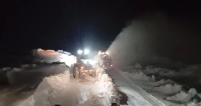 Ağrı-Kağızman kara yolu ulaşıma a&ccedil;ıldı
