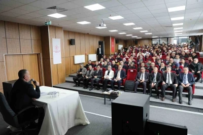 Ağrı Milli Eğitim M&uuml;d&uuml;r&uuml; K&ouml;krek, Patnos&rsquo;ta eğitim &ccedil;alışmalarını inceledi
