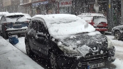 Ahlat&rsquo;ta kar yağışı
