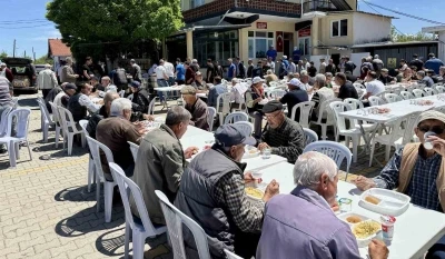 Ahlatlıburun k&ouml;y&uuml;nde geleneksel k&ouml;y hayrı d&uuml;zenlendi
