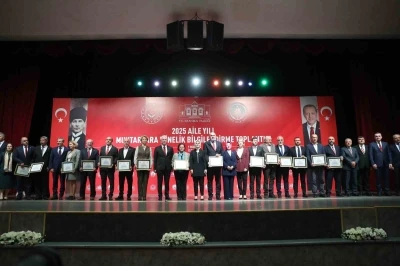 Aile ve Sosyal Hizmetler Bakanlığı, 81 ilde 23 bin 150 muhtara sosyal hizmet modellerini anlattı
