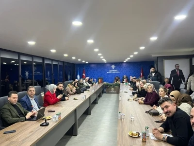 AK Parti Bilecik teşkilatı danışma toplantısında buluştu
