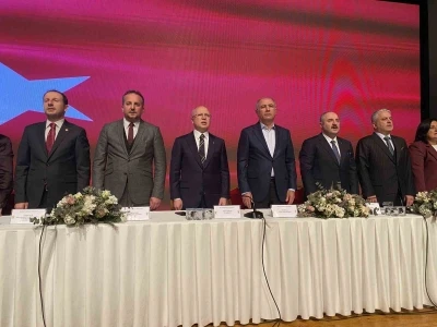 AK Parti Bursa&rsquo;da bayramlaşma programı: Birlik, hizmet ve teşkilat vurgusu
