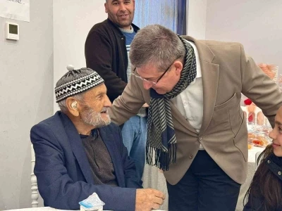AK Parti Denizli İl Başkanı Subaşıoğlu; "Ramazan&rsquo;daki birlik ruhunu hizmete taşıyacağız"
