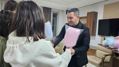 AK Parti Gaziantep Milletvekili B&uuml;nyamin Bozgeyik: "23 Nisan &ccedil;ocuklarımızın umudunun sembol&uuml;d&uuml;r"

