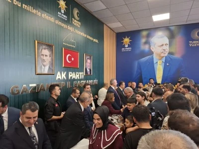 AK Parti Gaziantep&rsquo;te  yoğun katılımlı  Bayramlaşma