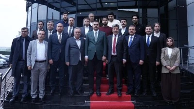 Ak Parti Genel Sekreteri Ey&uuml;p Kadir İnan Gaziantepli Sanayicilerin Sorunlarını Dinledi