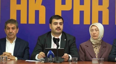 AK Parti Genel Sekreteri İnan: &quot;İzmir’de bugün toplanmayan çöpleri, çöp dağlarını konuşuyoruz&quot;
