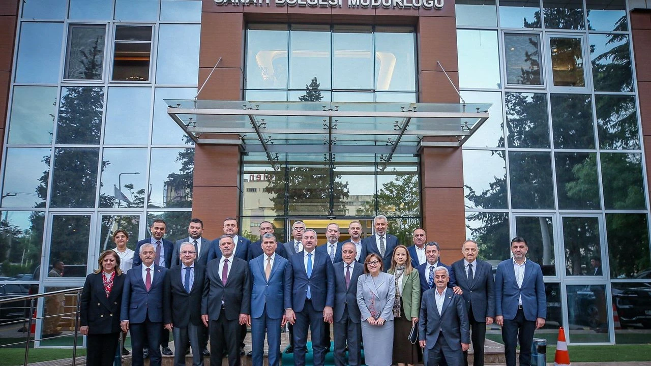 AK Parti Heyetinden Gaziantep OSB&rsquo;ye Tebrik Ziyareti