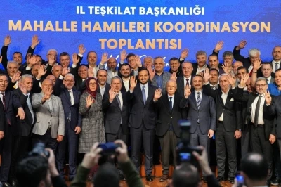 AK Parti İstanbul&rsquo;da "Mahalle Hamiliği" modeli g&uuml;&ccedil;leniyor
