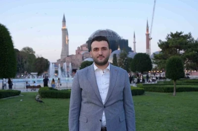 AK Parti İstanbul Gen&ccedil;lik Kolları&rsquo;ndan Ayasofya y&uuml;r&uuml;y&uuml;ş&uuml;ne davet
