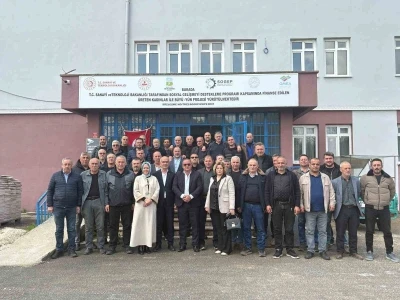 AK Parti Manyas il&ccedil;e teşkilatı muhtarlarla istişare toplantısı yaptı
