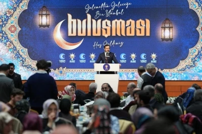 AK Parti&rsquo;nin "Gelenekten Geleceğe İftarı"nda 400 usta sanat&ccedil;ı bir araya geldi
