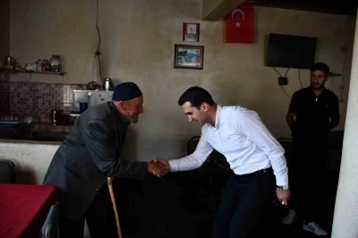 AK Parti Sarıkamış teşkilatı k&ouml;ylerde vatandaşlarla buluştu
