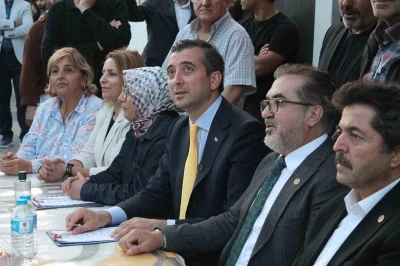 AK Parti Şişli İlçe Başkanı Serkan Polat, Feriköy Spor Kulübü’nü ziyaret etti
