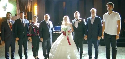 AK Parti Teşkilatı Ticaret İl M&uuml;d&uuml;r&uuml; K&uuml;rk&ccedil;&uuml;&rsquo;n&uuml;n mutlu g&uuml;n&uuml;ne ortak oldu

