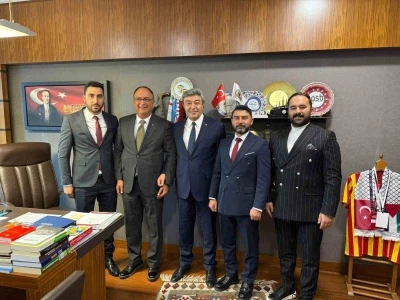 AK Parti Tomarza İl&ccedil;e Teşkilatı&rsquo;nda TBMM&rsquo;ye ziyaret
