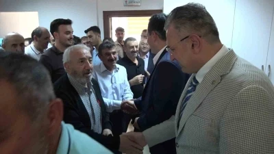 AK Parti &uuml;yesi emekli banka m&uuml;d&uuml;r&uuml; milletvekillerine seslendi: "Emekliye zam bizi y&uuml;zde 70&rsquo;e g&ouml;t&uuml;r&uuml;r"
