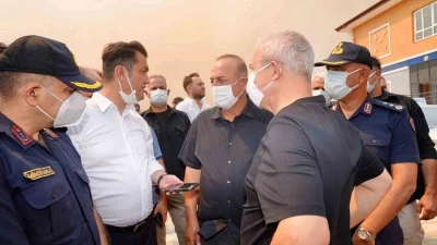 AK Partili Çavuşoğlu’ndan Alanya’daki yangınla ilgili açıklama: &quot;An itibarıyla iyiye gidiyor ama poyraz çok güçlü esiyor&quot;
