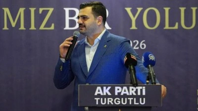 AK Partili İnan: &Ouml;zg&uuml;r &Ouml;zel, ancak hırsızların problemlerini konuşur!