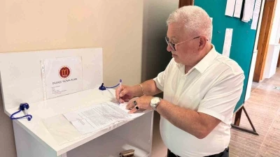 AK Partili &uuml;ye belediyeden &rsquo;Denetim Komisyonu Raporu&rsquo;nu talep etti
