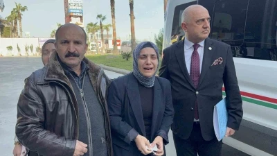 Akaryakıt istasyonu faciasında keşif: Acılı anne olay yerine ilk kez geldi, g&ouml;zyaşlarına boğuldu
