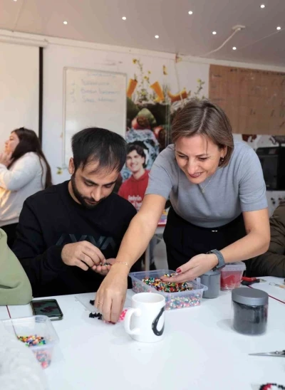 Akbank Güzel Yarınlar Hareketi iki yılda 22 bini aşkın gençle buluştu
