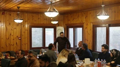 Ak&ccedil;adağ&rsquo;da Ramazan&rsquo;ın ilk iftarı şehit aileleri ve gazilerle yapıldı
