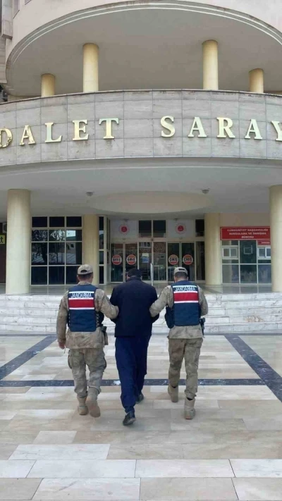 Ak&ccedil;akale&rsquo;de aranan şahıs yakalandı
