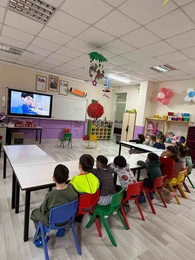 Ak&ccedil;akoca&rsquo;da minik &ouml;ğrencilere ağız ve diş sağlığı eğitimi
