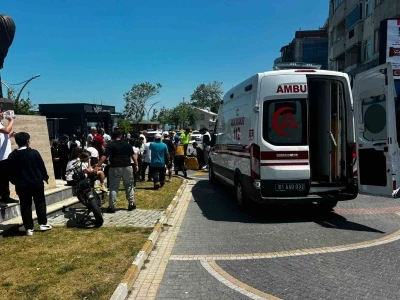 Ak&ccedil;akoca&rsquo;da motosiklet ile otomobil &ccedil;arpıştı 1 yaralı
