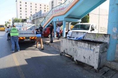 Akdeniz’de yeni çöp konteynerleri cadde ve sokaklara yerleştiriliyor
