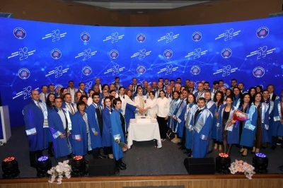 Akdeniz &Uuml;niversitesi&rsquo;nde akademik t&ouml;ren gururu
