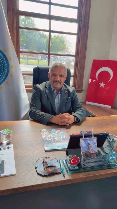 AKİB Genel Başkanı Hızar: "Devletimize y&uuml;rekten bağlıyız"
