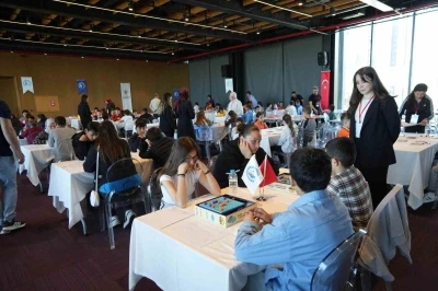 Akıl oyunları: &Ccedil;ocuklar akıl ve zekalarını yarıştırdı
