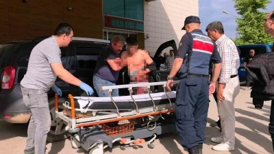 Akraba arası &ccedil;ıkan kavga kanlı bitti: 1 ağır yaralı

