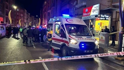 Aksaray&rsquo;da bir evde 3 kişi silahla vurulmuş halde bulundu: 3 &ouml;l&uuml;
