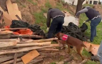 Aksaray&rsquo;da &ccedil;uval i&ccedil;ine gizlenmiş 11 bin adet uyuşturucu hap ele ge&ccedil;irildi: 3 tutuklama
