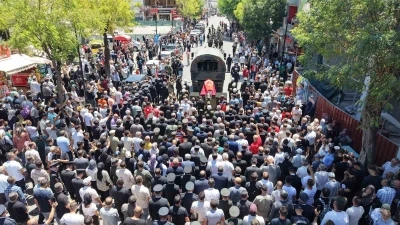 Aksaraylı şehit t&ouml;renle son yolculuğuna uğurlandı
