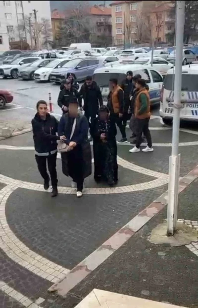 Akşehir&rsquo;de ka&ccedil;ak g&ouml;&ccedil;men operasyonu
