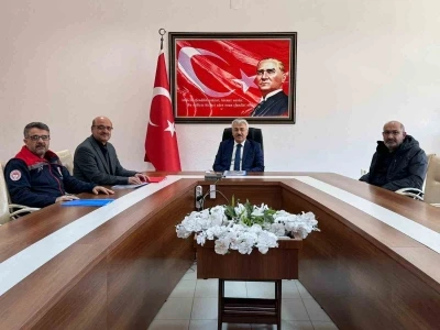 Akşehir&rsquo;de "Kiraz &Ccedil;i&ccedil;eği Festivali" i&ccedil;in hazırlıklar başladı
